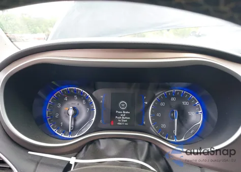 2022 Chrysler Voyager Lx z USA, uszkodzony, nr VIN 2C4RC1CG9NR126478